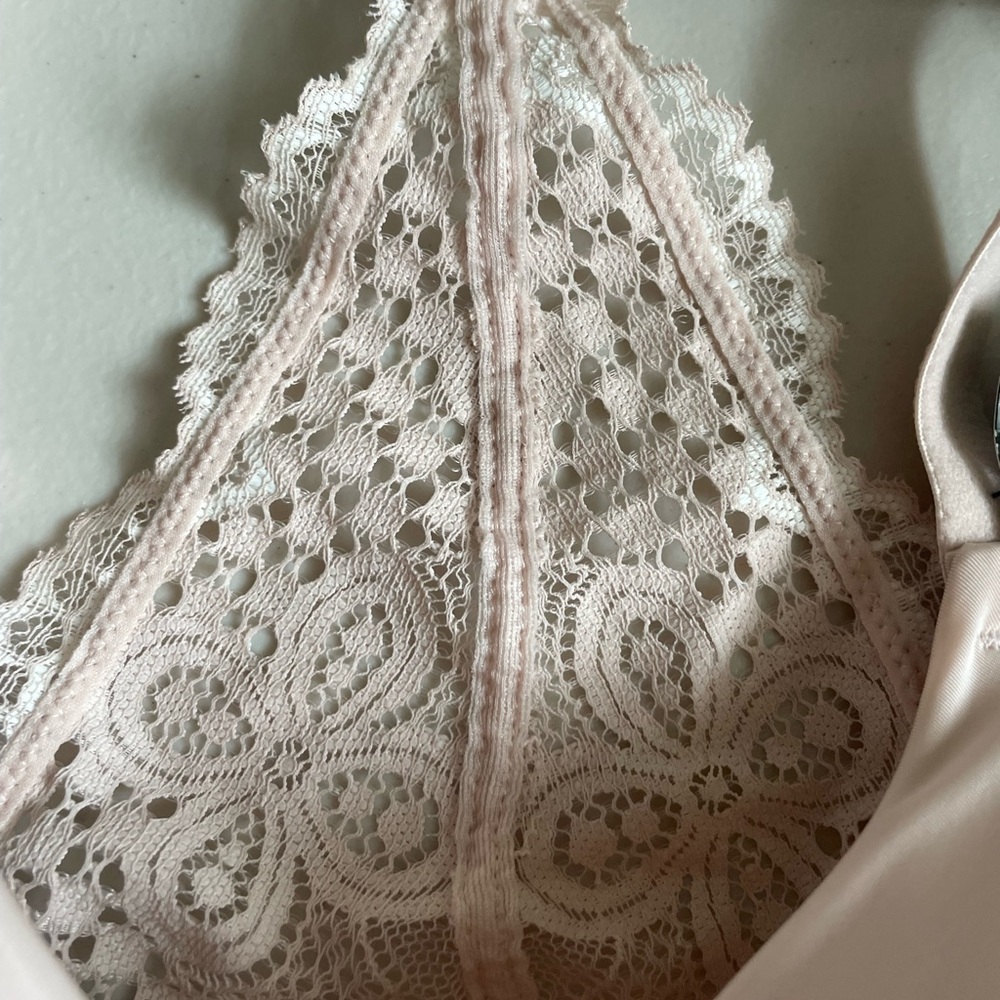 Maidenform Woman’s RacerBack front Closure nwt in SZ 36DD - Picture 2 of 5